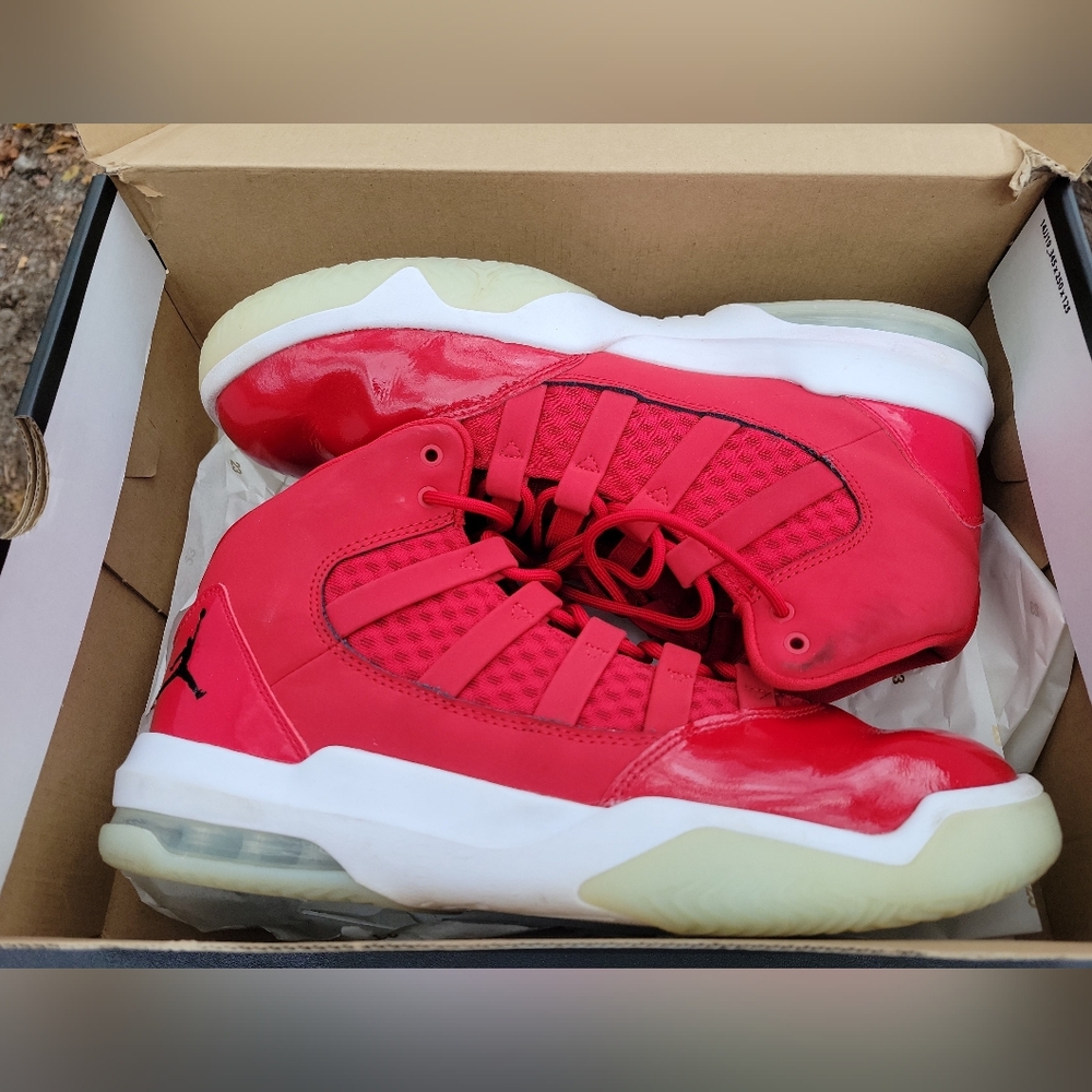 NIKE Jordan Max Aura Men's 10.5 - Picture 4 of 16